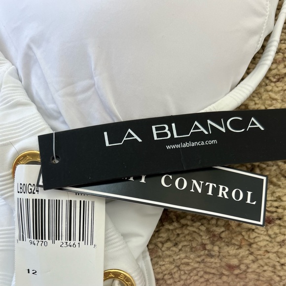 La Blanca Swim Nwt La Blanca Swimsuit White With Gold Accents Size